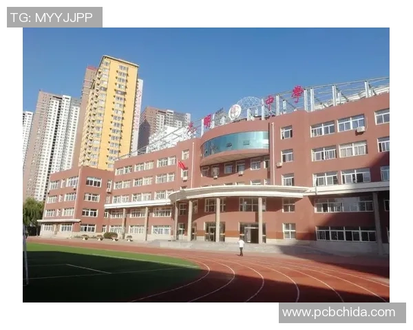 朱旭航的奋斗历程与人生哲学探索：从平凡到卓越的成长之路