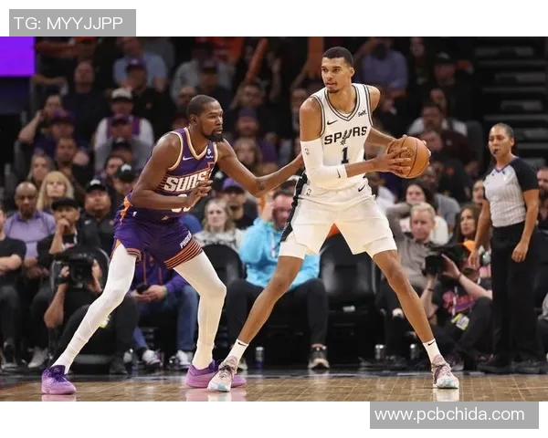 文班亚马新赛季表现惊艳场均20分10篮板3盖帽引领新秀榜单