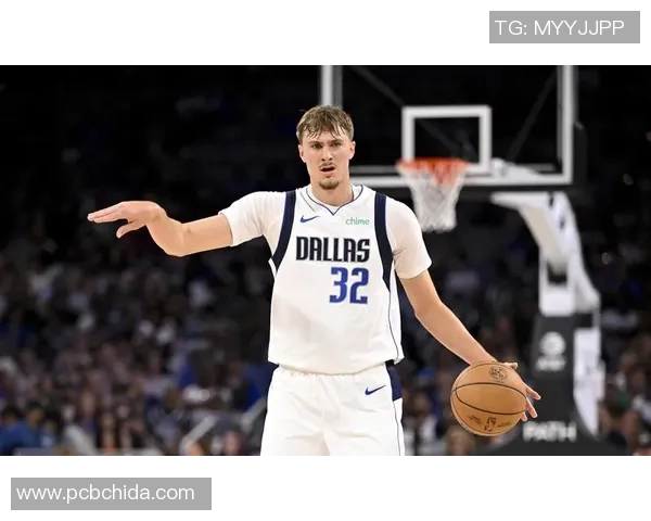 热火与独行侠激战正酣NBA赛场精彩对决引发球迷热议